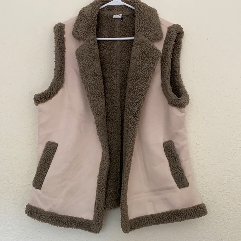 Anthropology Phoebe Sueded Sherpa Vest